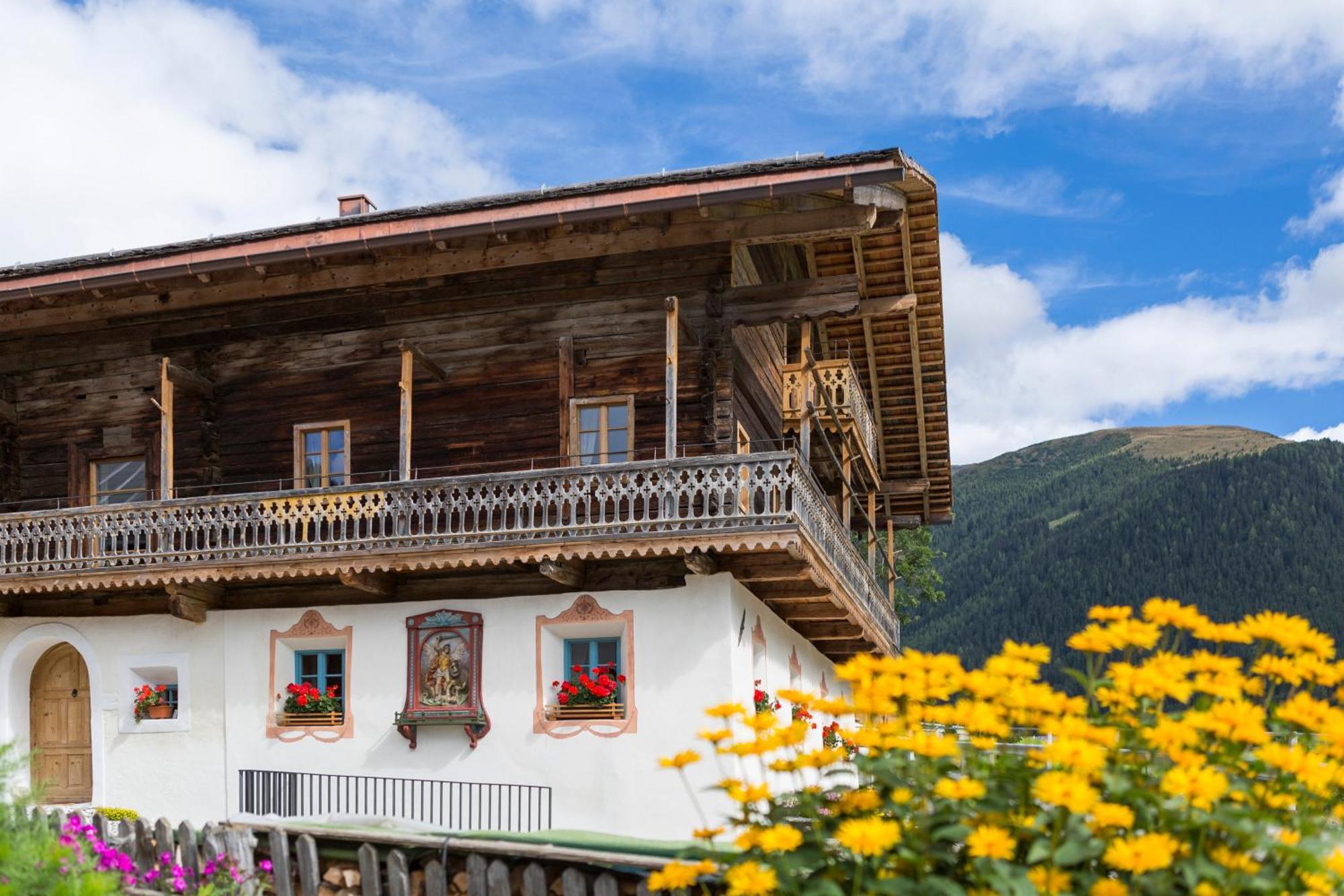 Appartements Zi Ranna Santa Maddalena in Casies Eksteriør bilde